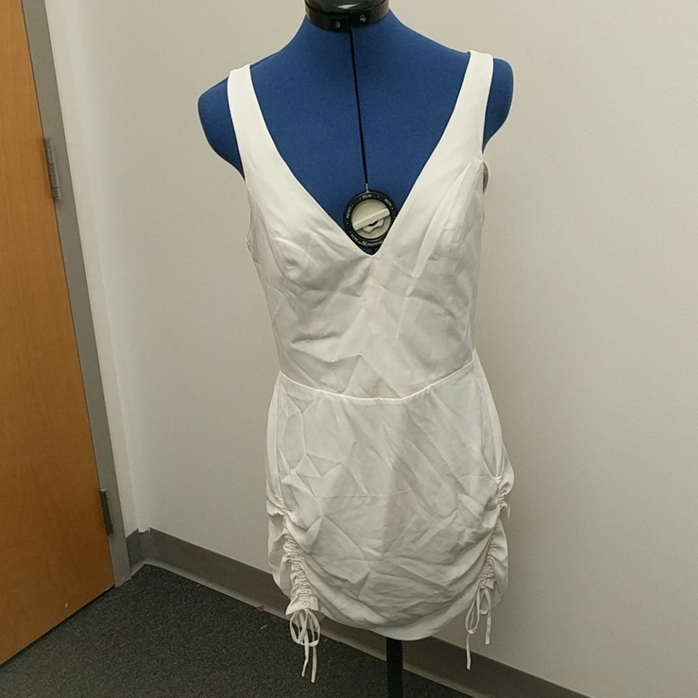 NWOT Amanda Uprichard ruched dress